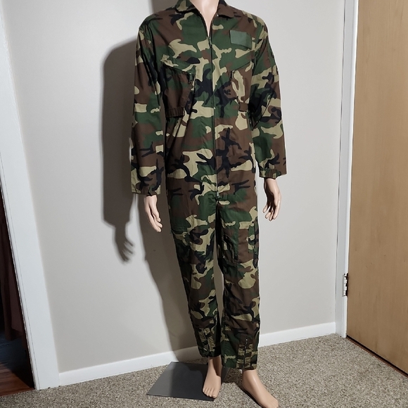 Rothco Kids Woodland Camo Jumpsuit - Picture 2 of 9